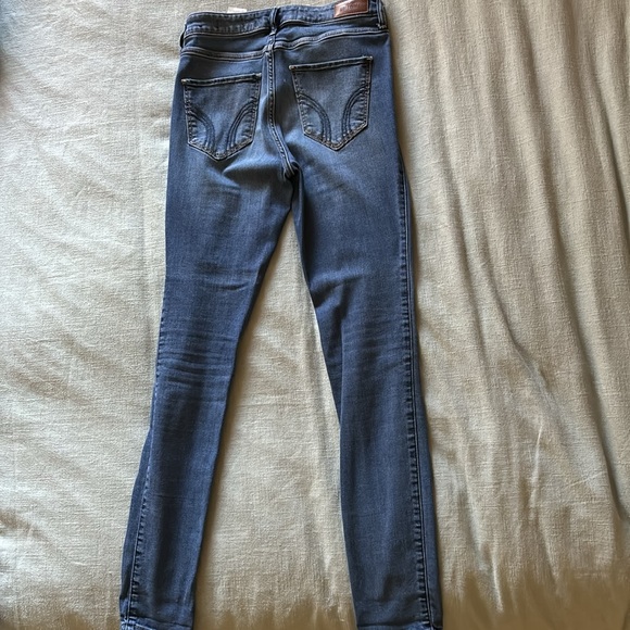 Hollister High Rise Super Skinny Jean - Picture 2 of 5